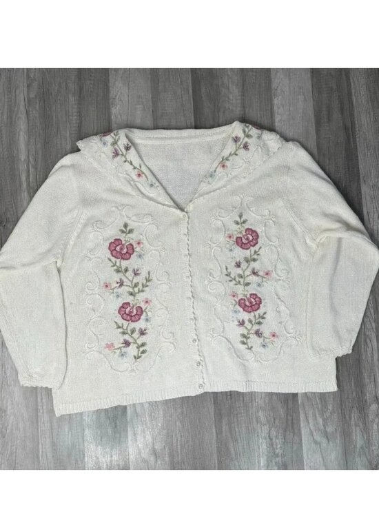 Vintage Sweaters - VINT Cottagecore Coquette Floral Embroidered White Cardigan Sweater Plus Size